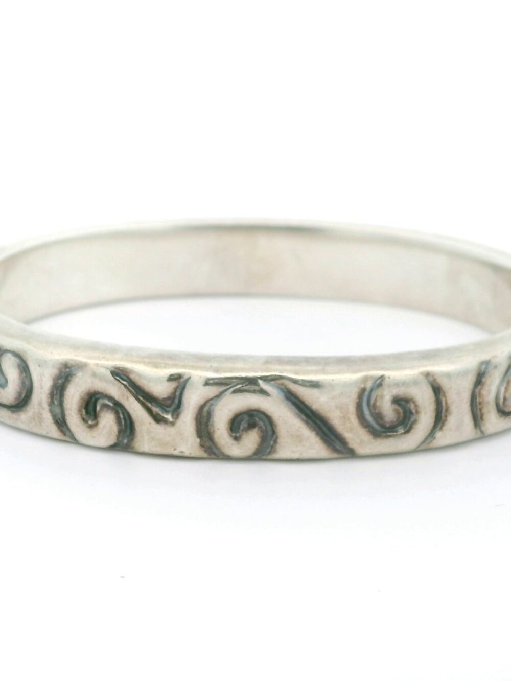 ZINA Sterling Silver Swirl Hollow Bangle Bracelet 6 3/4"